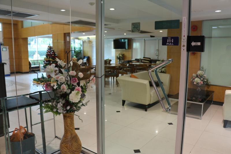Sena House Hotel Bangkok Exterior photo