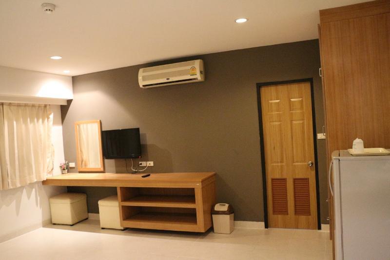 Sena House Hotel Bangkok Exterior photo